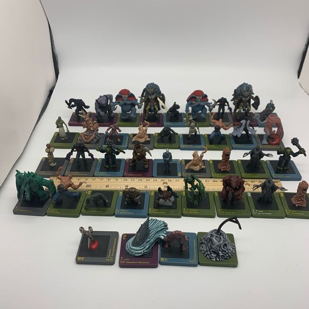 Dreamblade Miniatures Lot of‎ (40) Figures, Wizards 2006